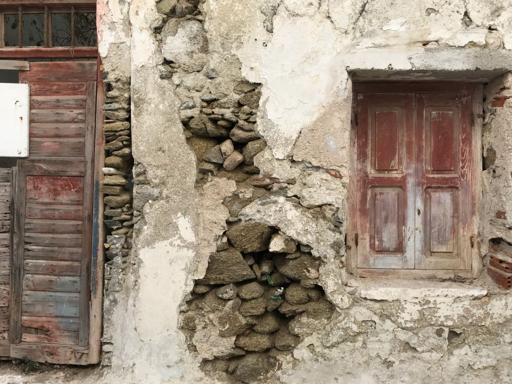 9-29 old town wall 1024